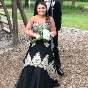 Morri Lee Gown